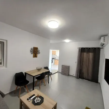 Velania House 1 Hébergement de vacances Filótion